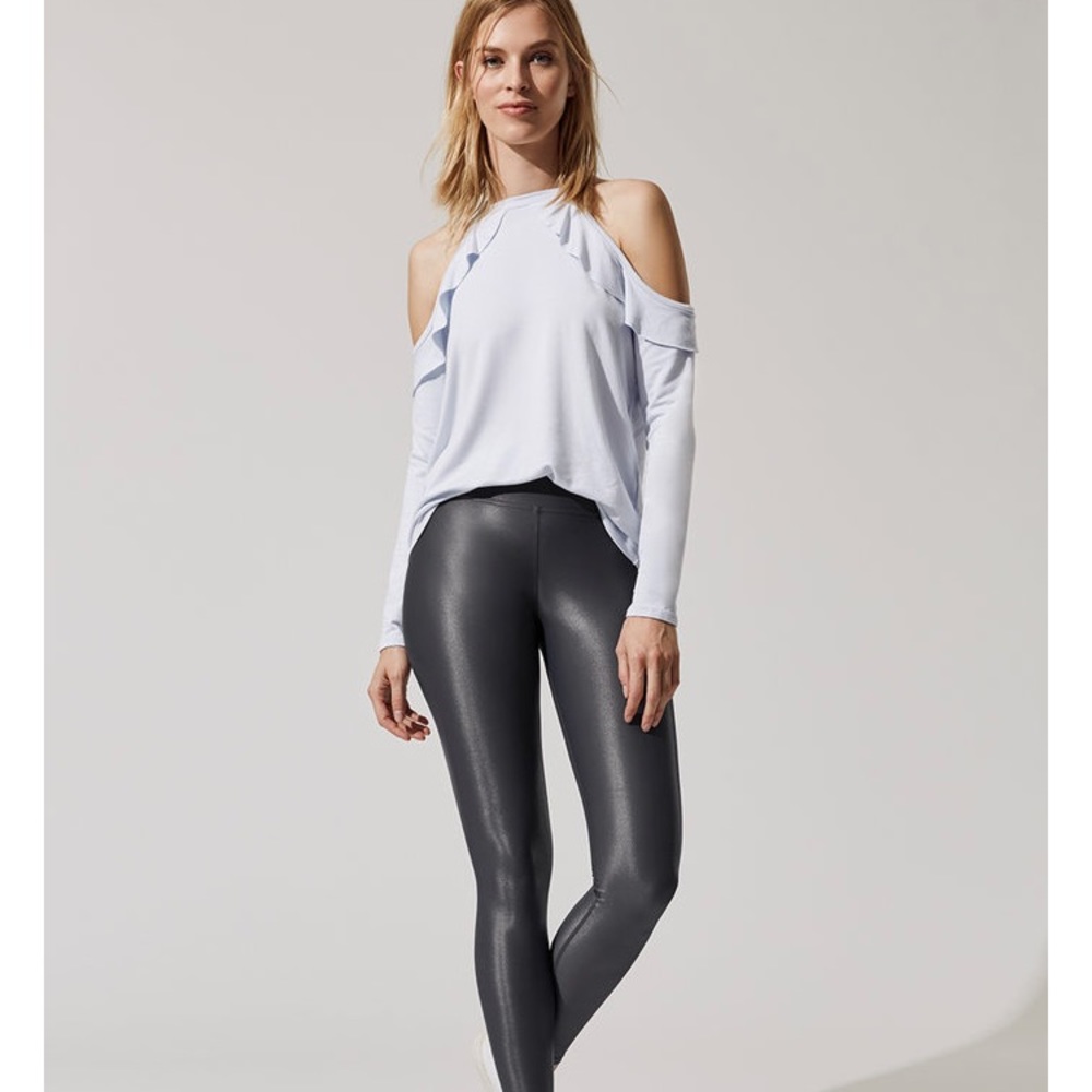 beyond yoga // gray cold shoulder frill pullover - Picture 5 of 7